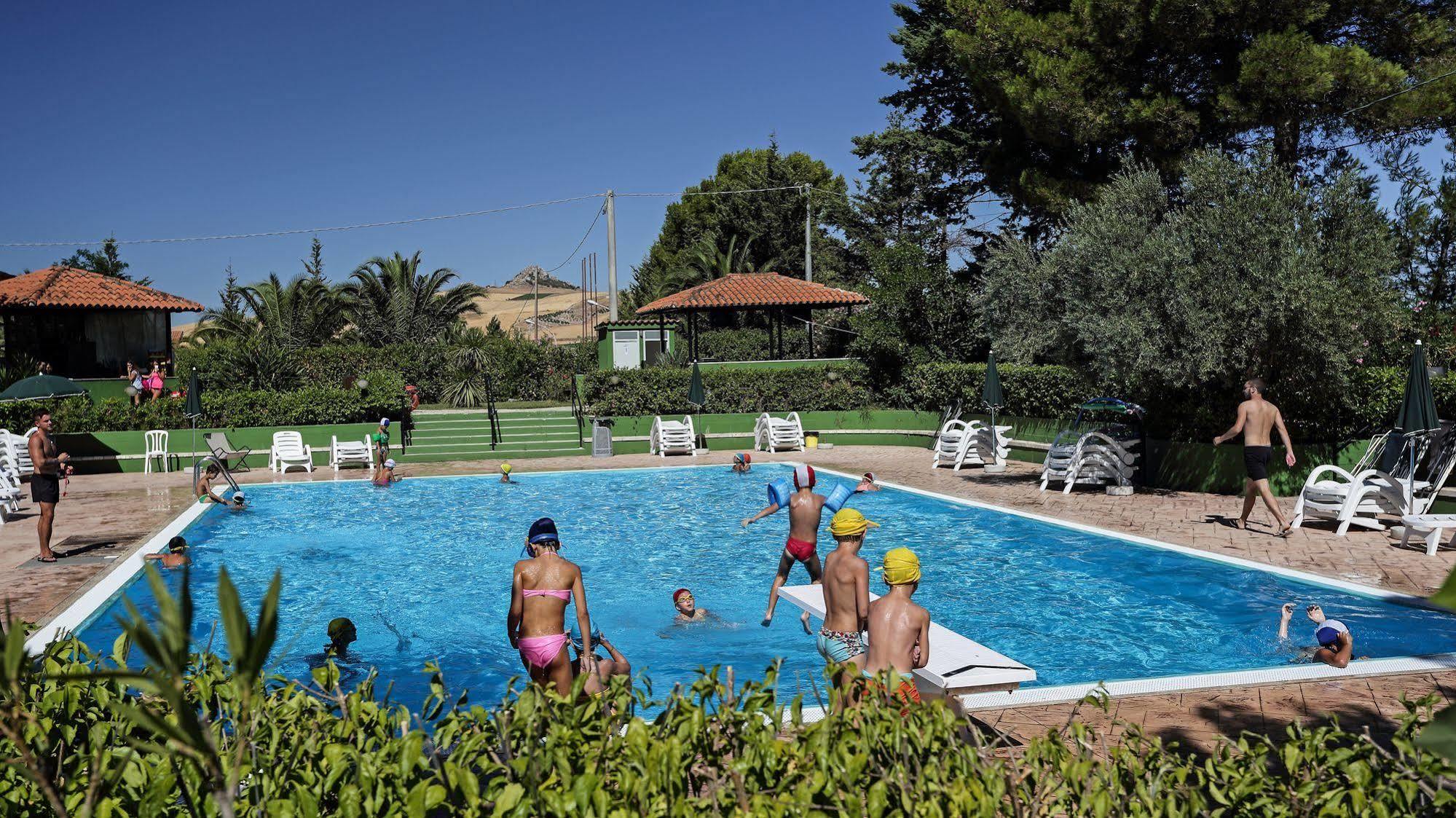 Agriturismo Tenute Pollara Roccamena 외부 사진